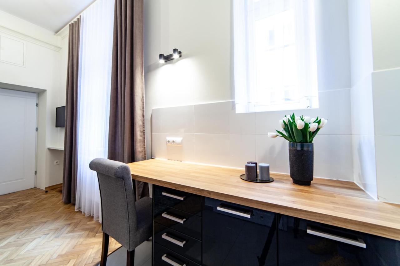 Milu Apartments Kurkowa Krakow Bagian luar foto